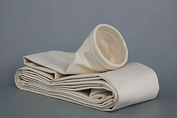 拆卸除尘布袋时应注意什么？